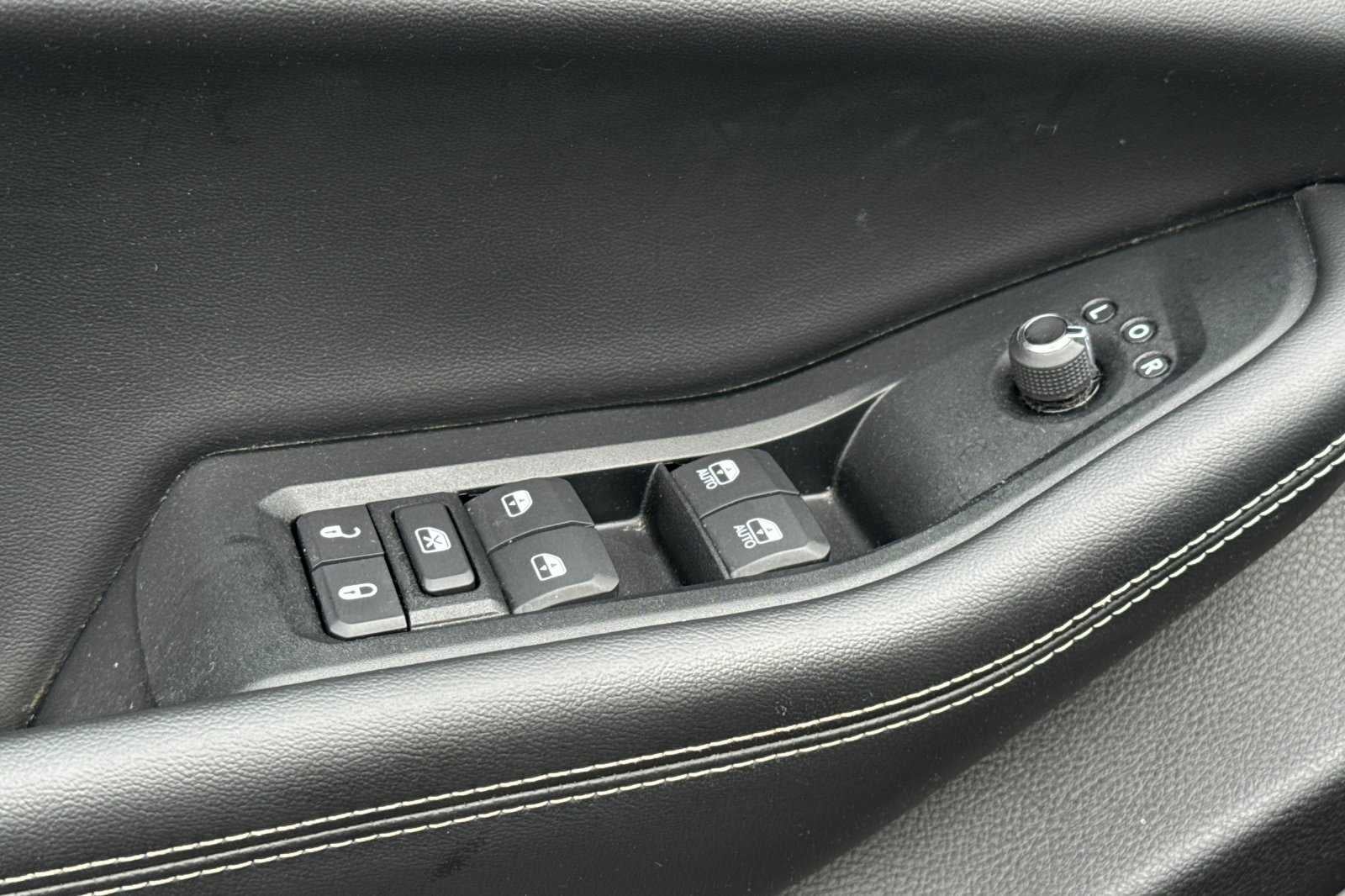 2023 Jeep Grand Cherokee L Altitude X 4x4