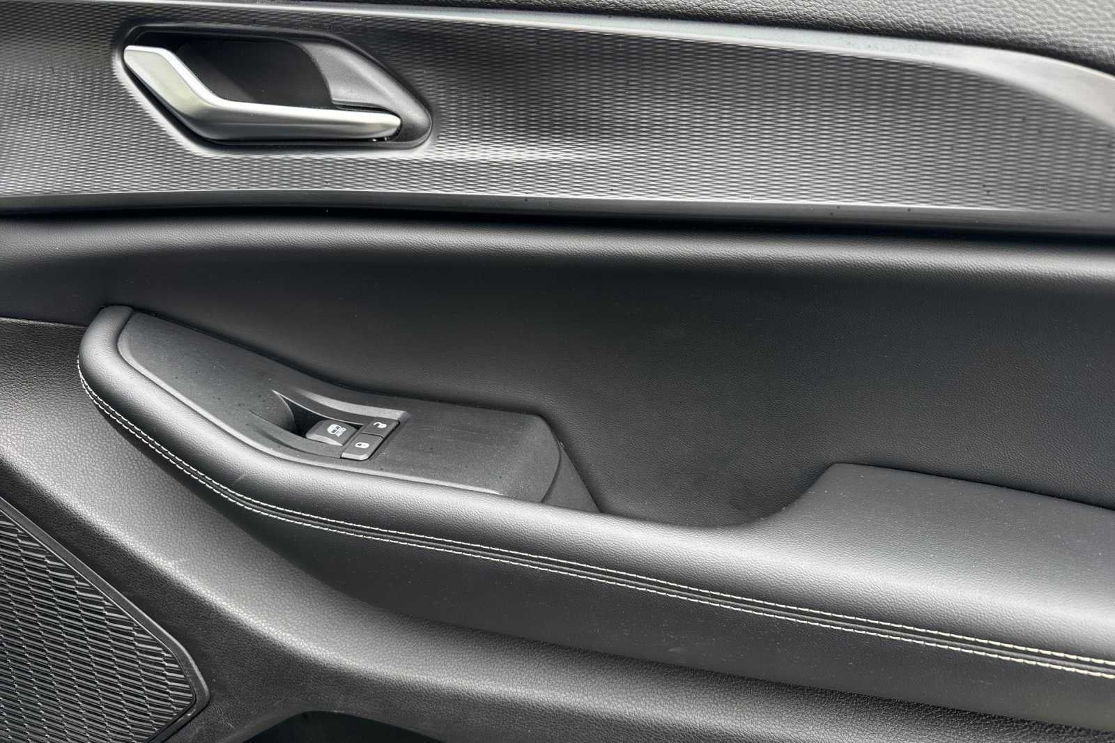 2023 Jeep Grand Cherokee L Altitude X 4x4