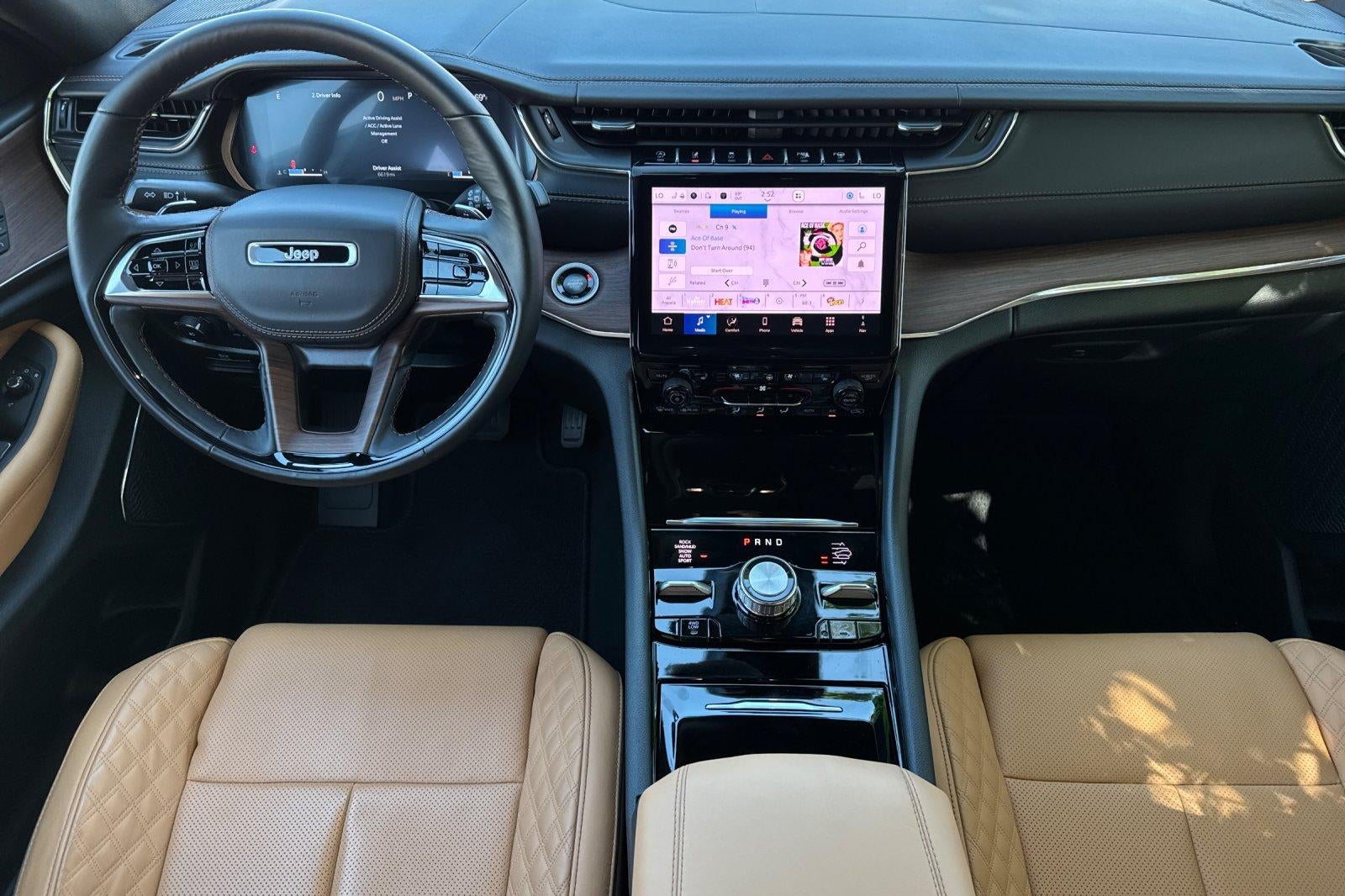 2025 Jeep Grand Cherokee L Summit 4x4