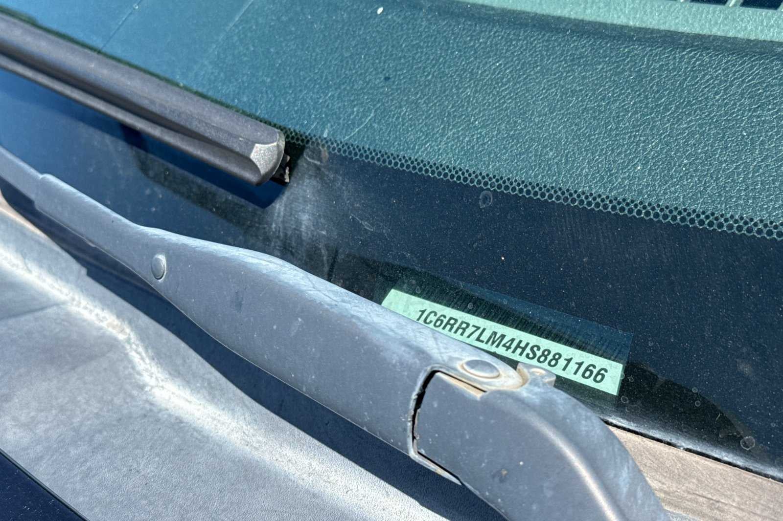 2017 RAM 1500 Big Horn Crew Cab 4x4 5'7" Box