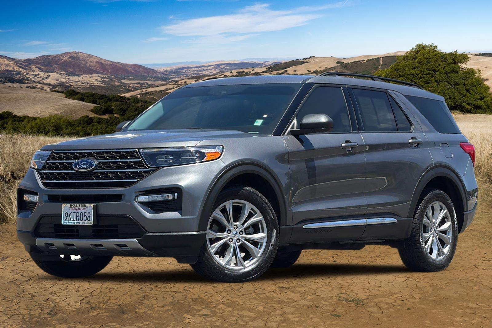 2023 Ford Explorer XLT