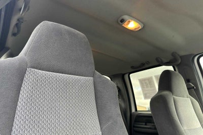 2002 Ford Super Duty F-350 DRW XL