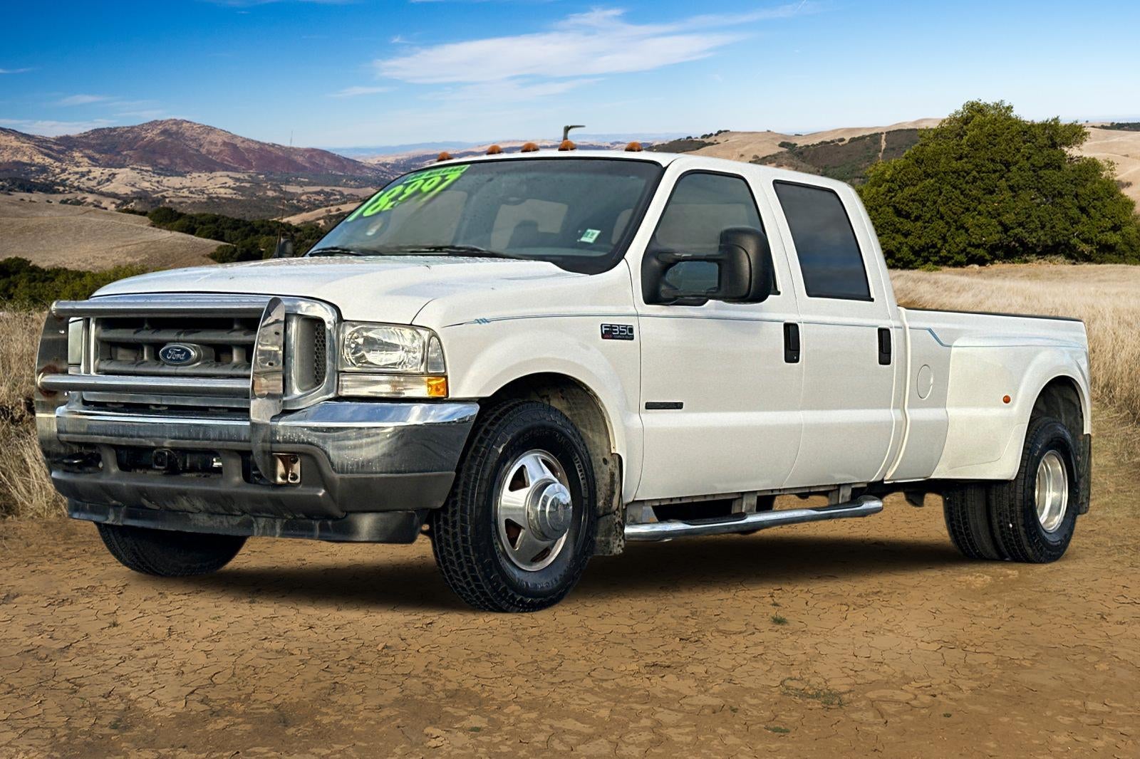 2002 Ford Super Duty F-350 DRW XL