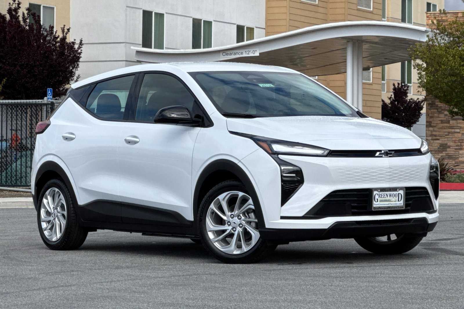 2027 Chevrolet Bolt EV LT Auto's photo