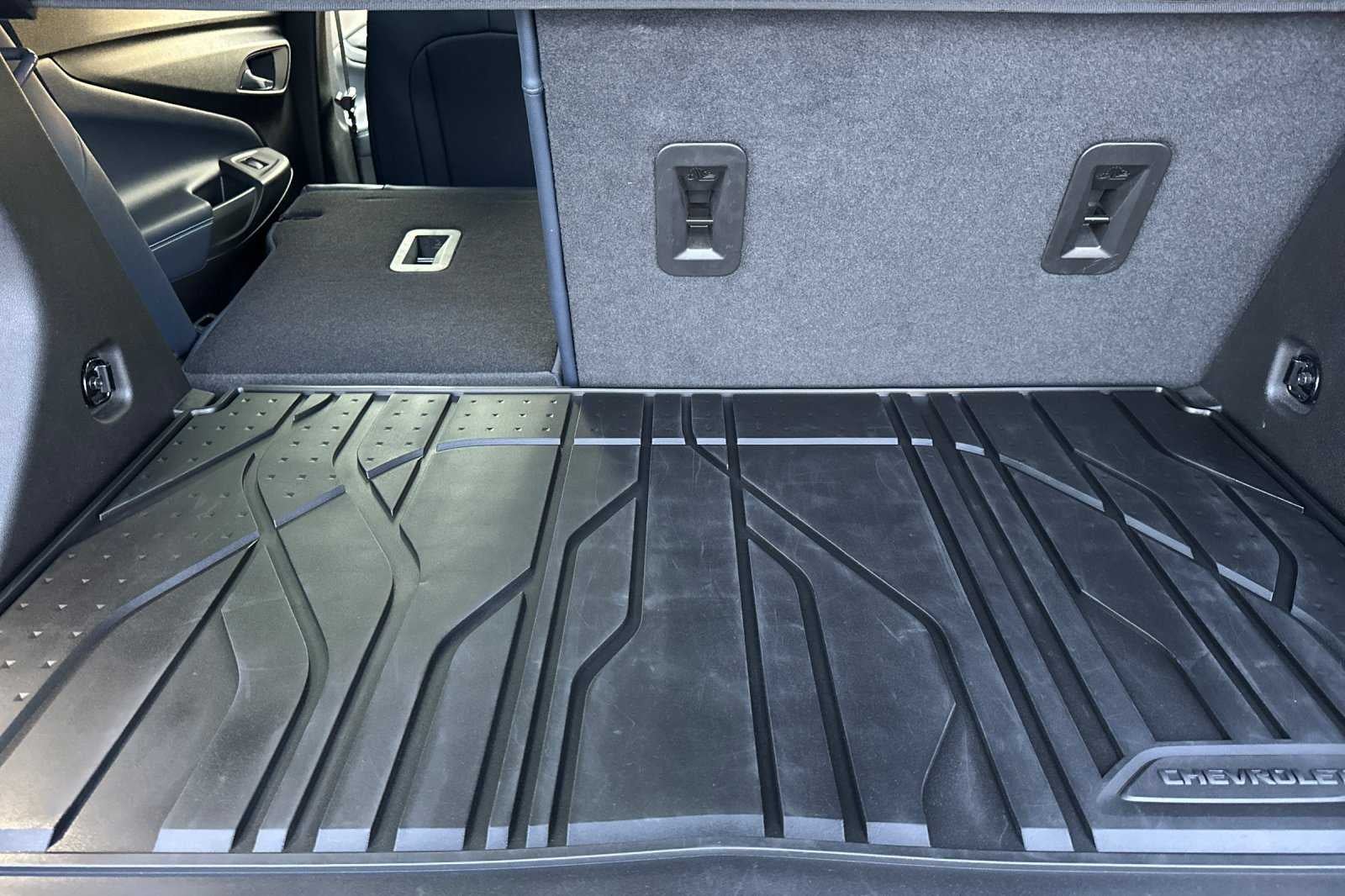 2022 Chevrolet Bolt EUV LT