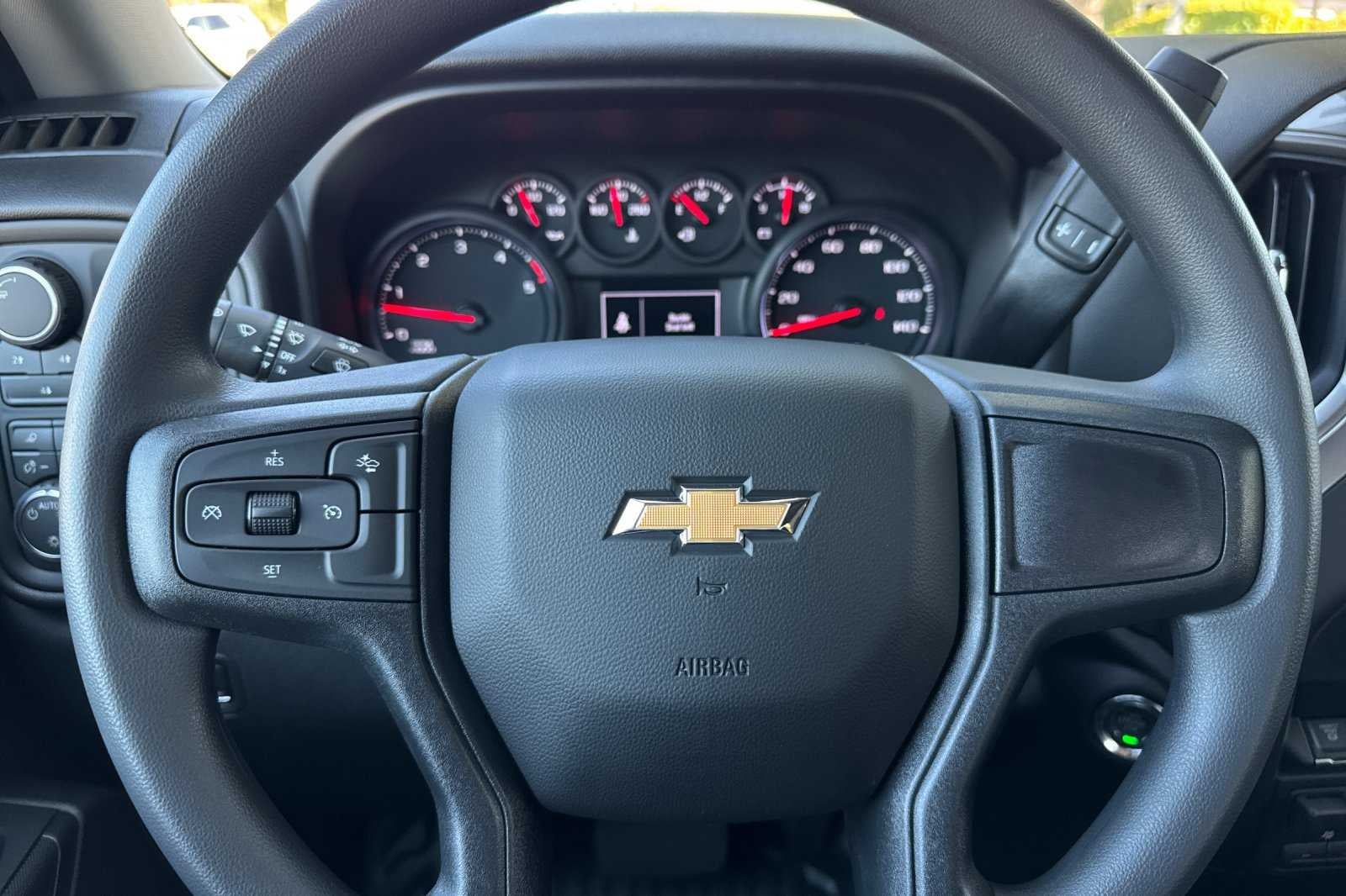 2026 Chevrolet Silverado 3500 HD WT DRW