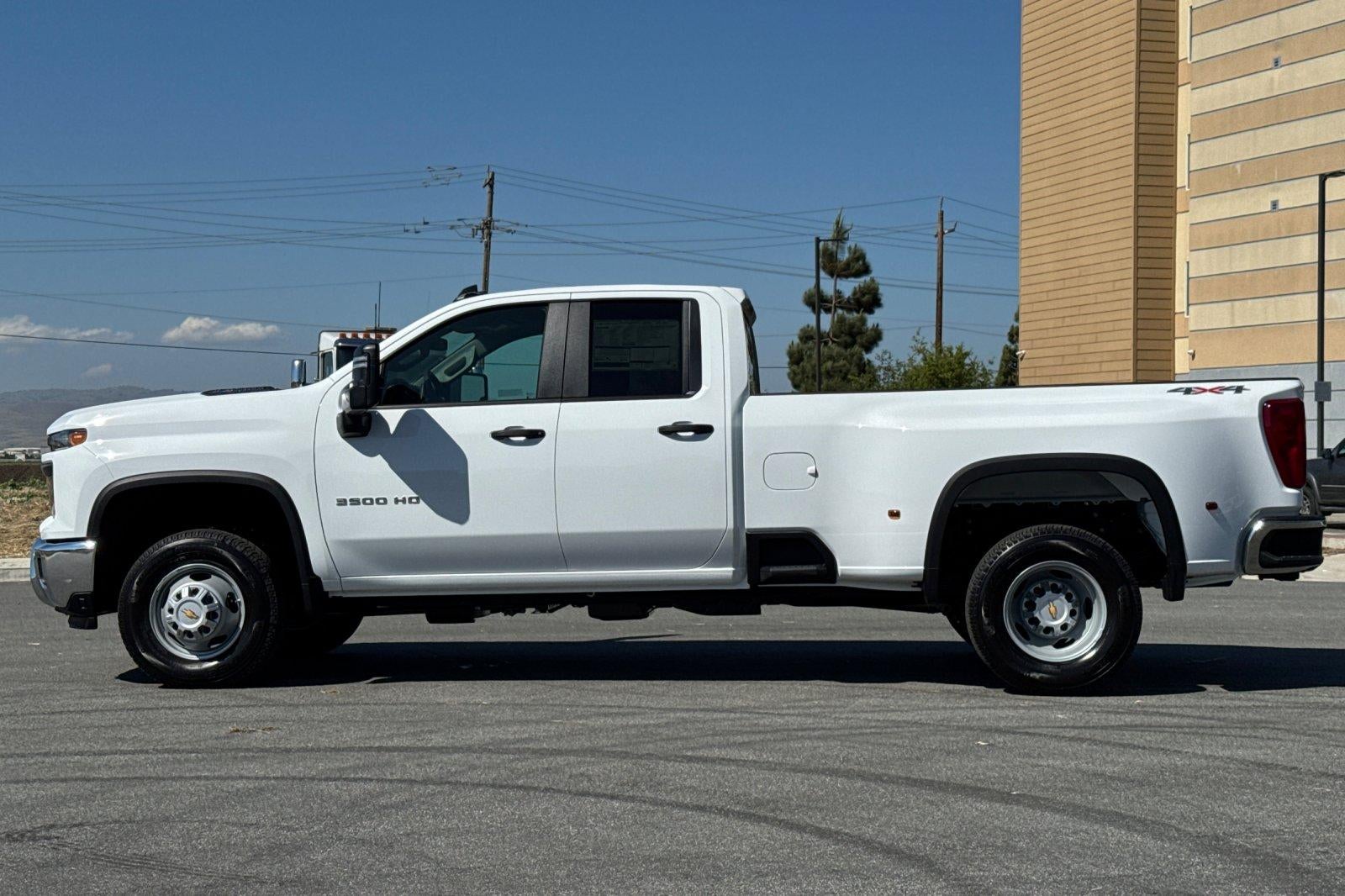2026 Chevrolet Silverado 3500 HD WT DRW