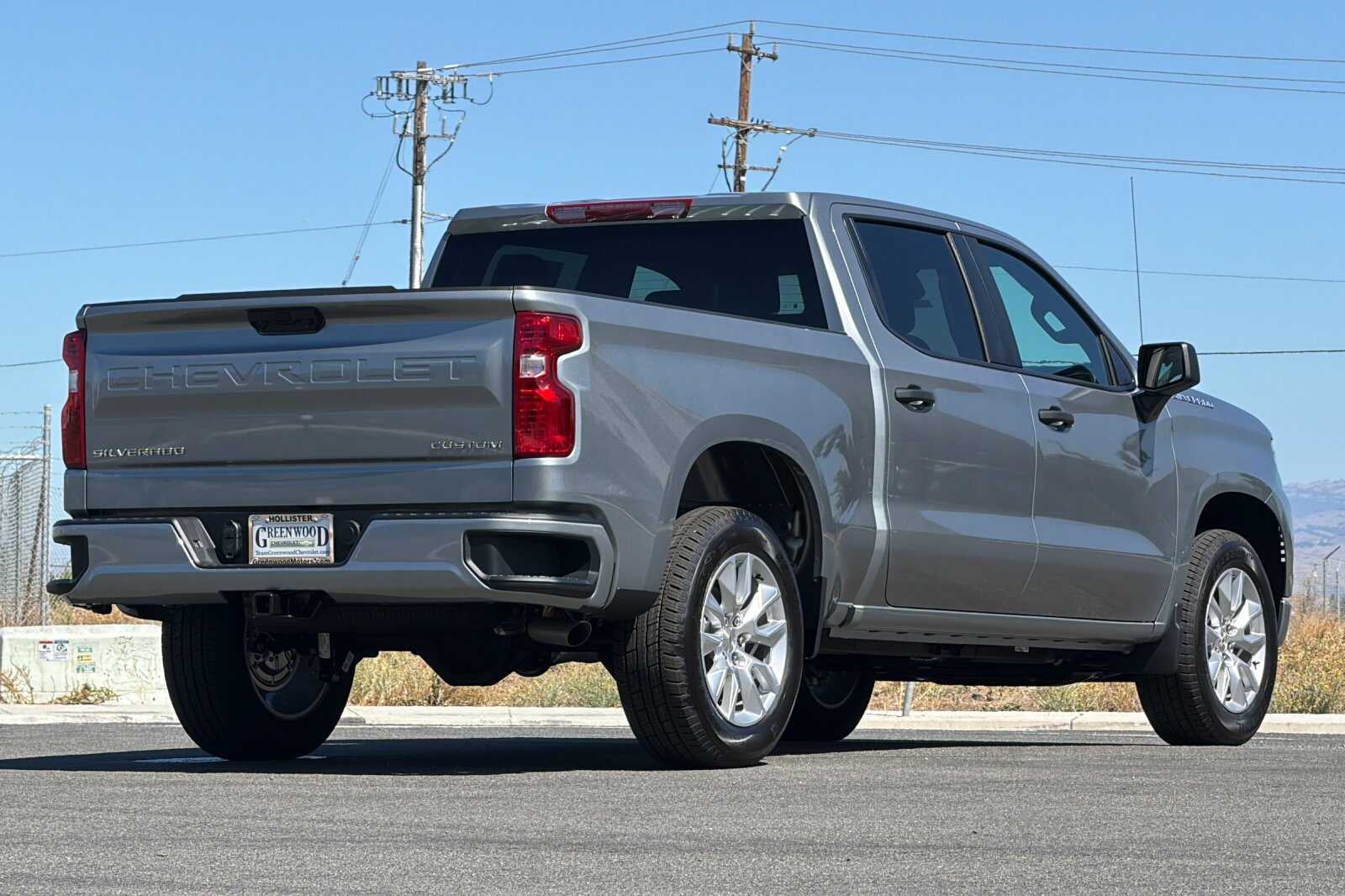 2026 Chevrolet Silverado 1500 Custom