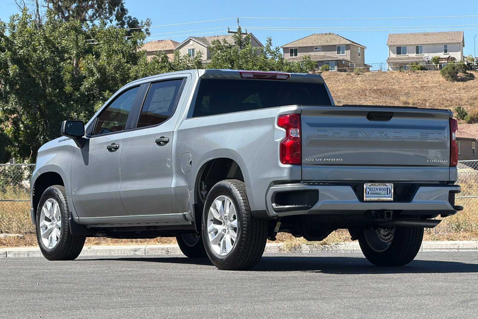 2026 Chevrolet Silverado 1500 Custom