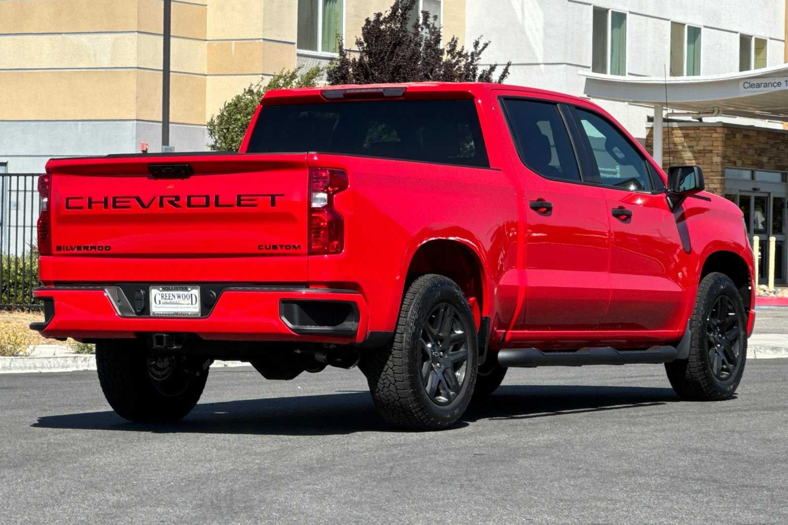 2026 Chevrolet Silverado 1500 Custom