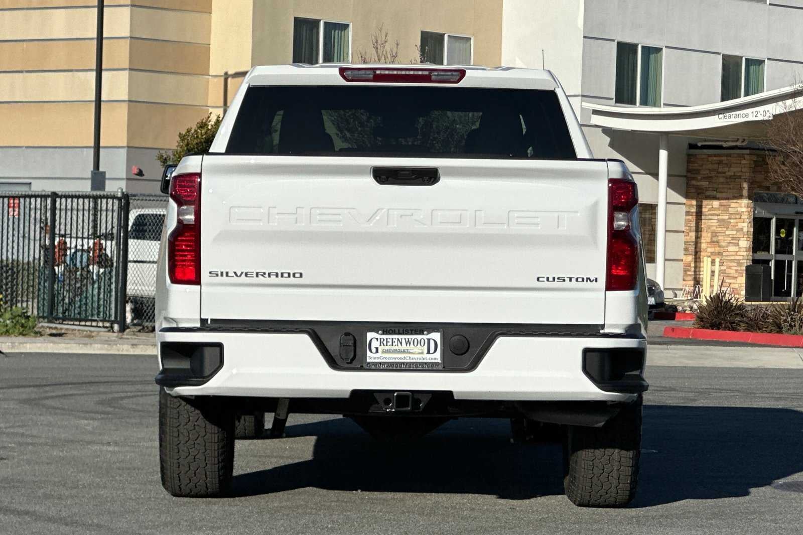 2026 Chevrolet Silverado 1500 Custom