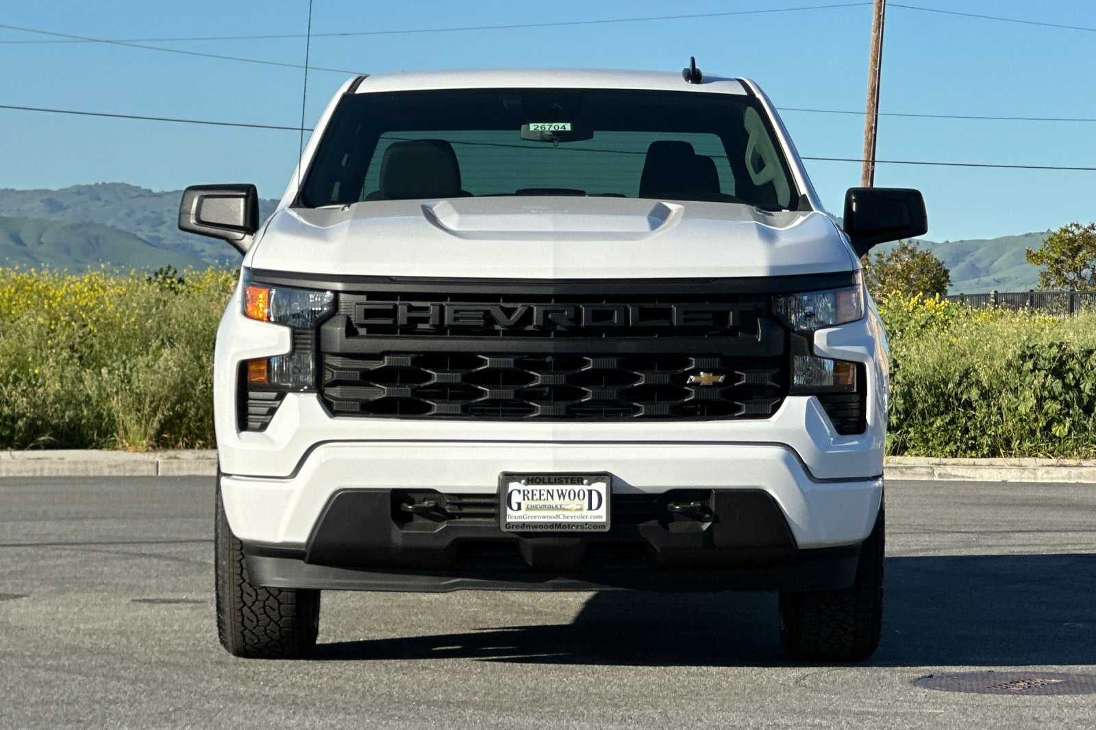 2026 Chevrolet Silverado 1500 Custom