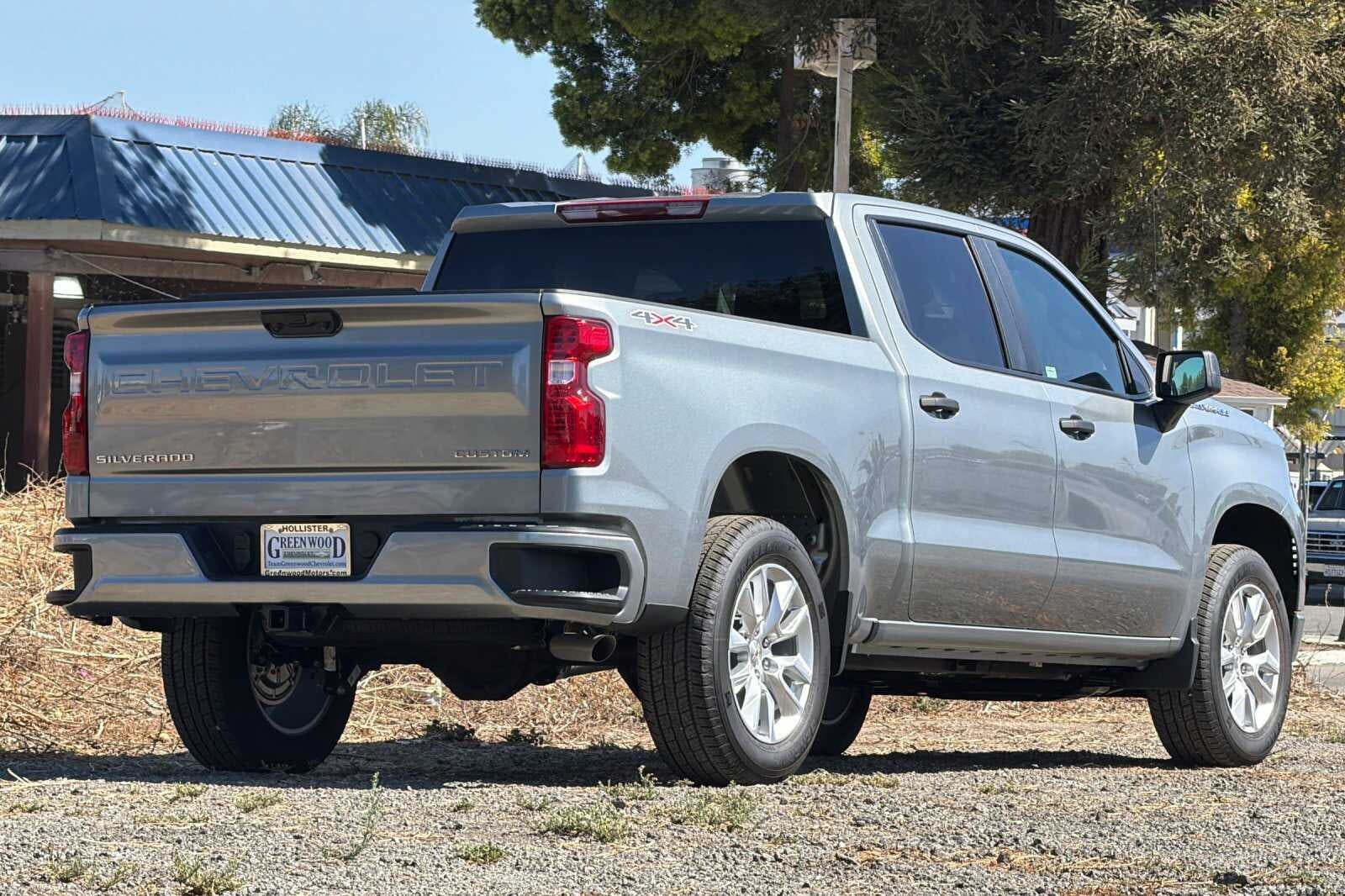 2026 Chevrolet Silverado 1500 Custom