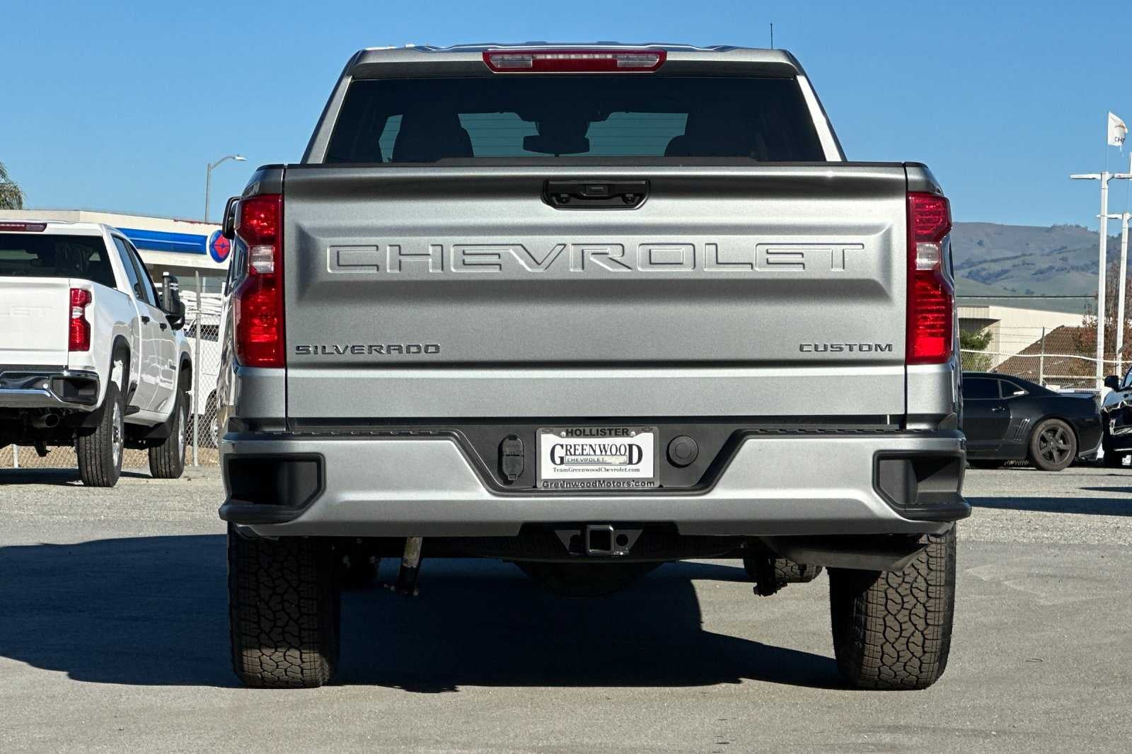 2026 Chevrolet Silverado 1500 Custom