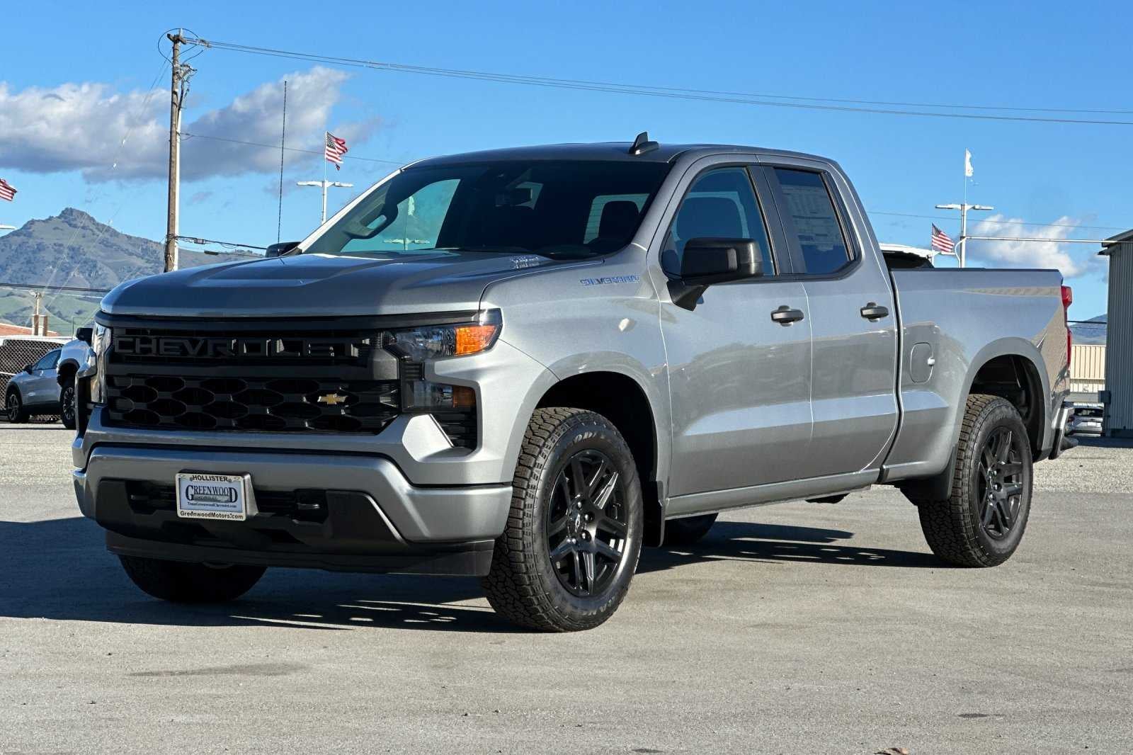 2026 Chevrolet Silverado 1500 Custom