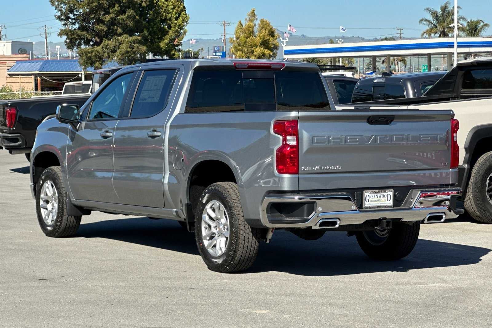 2026 Chevrolet Silverado 1500 LT