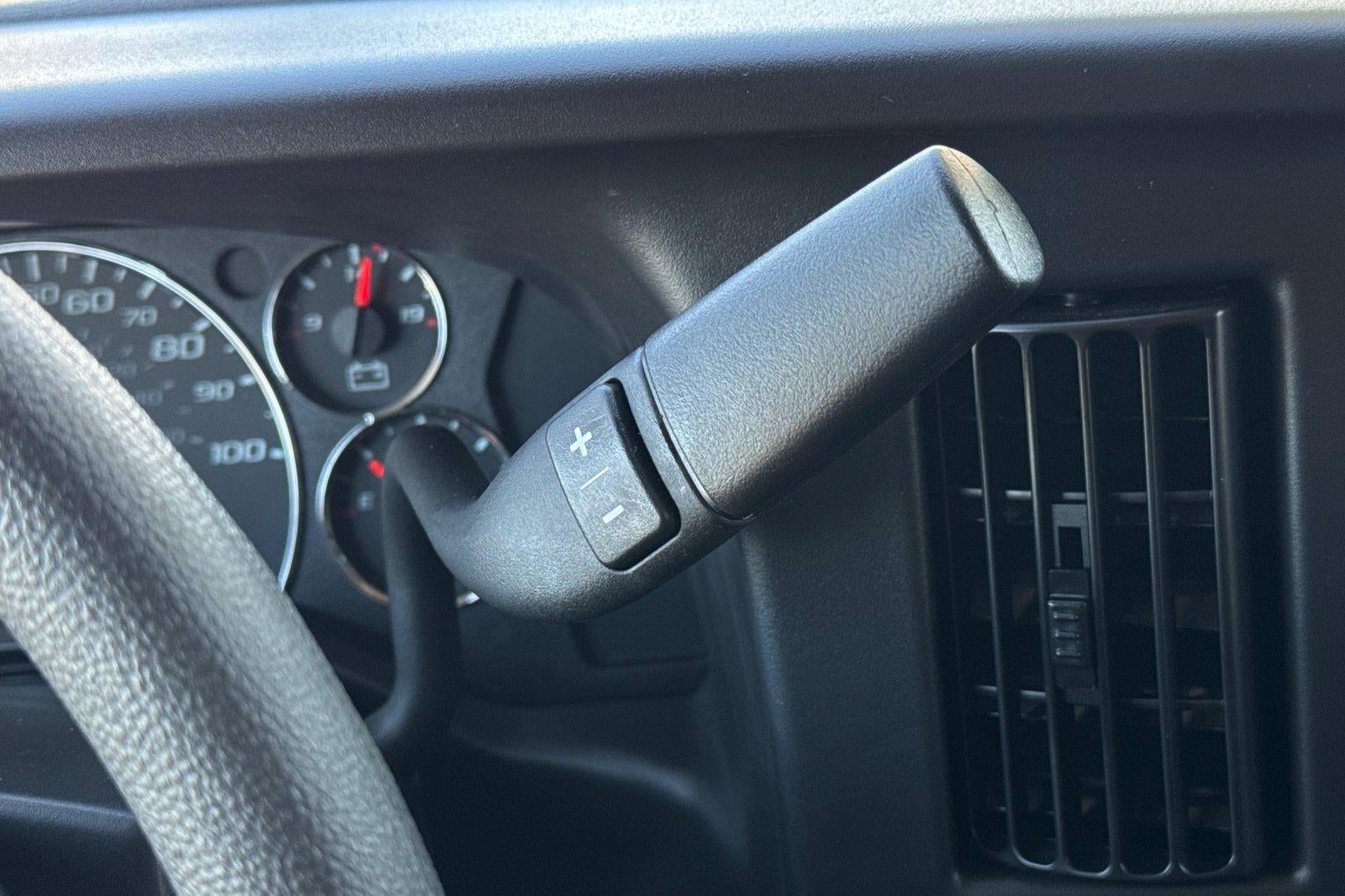 2025 Chevrolet Express Cargo Base