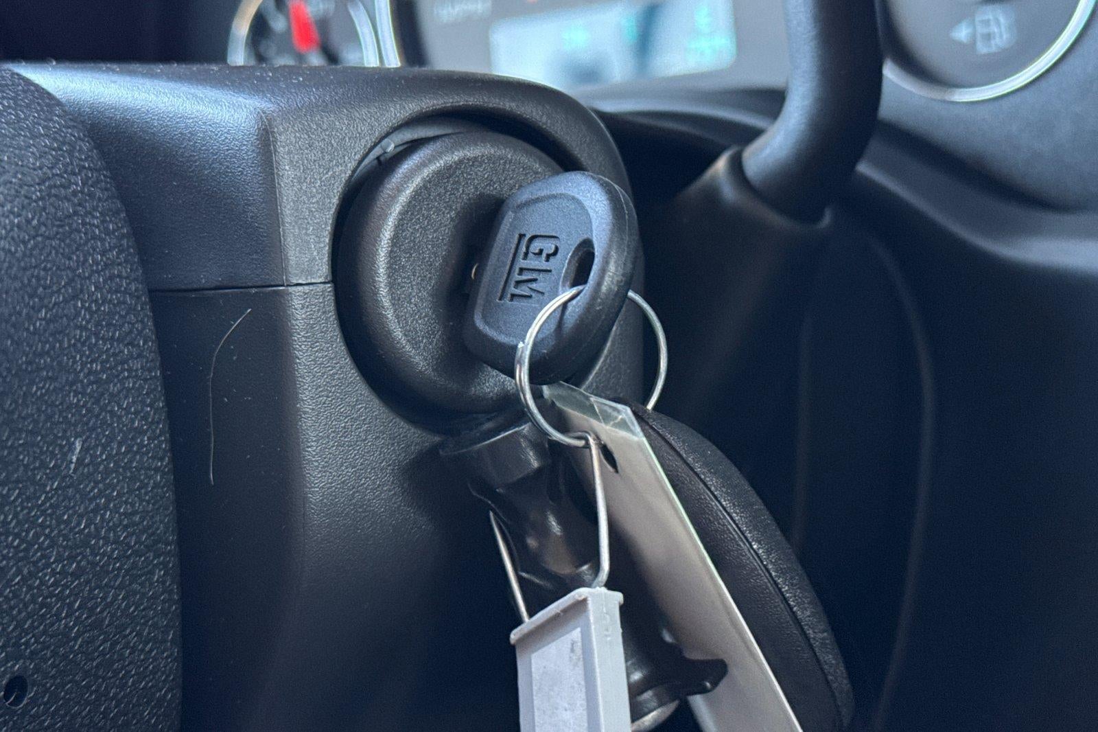 2025 Chevrolet Express Cargo Base