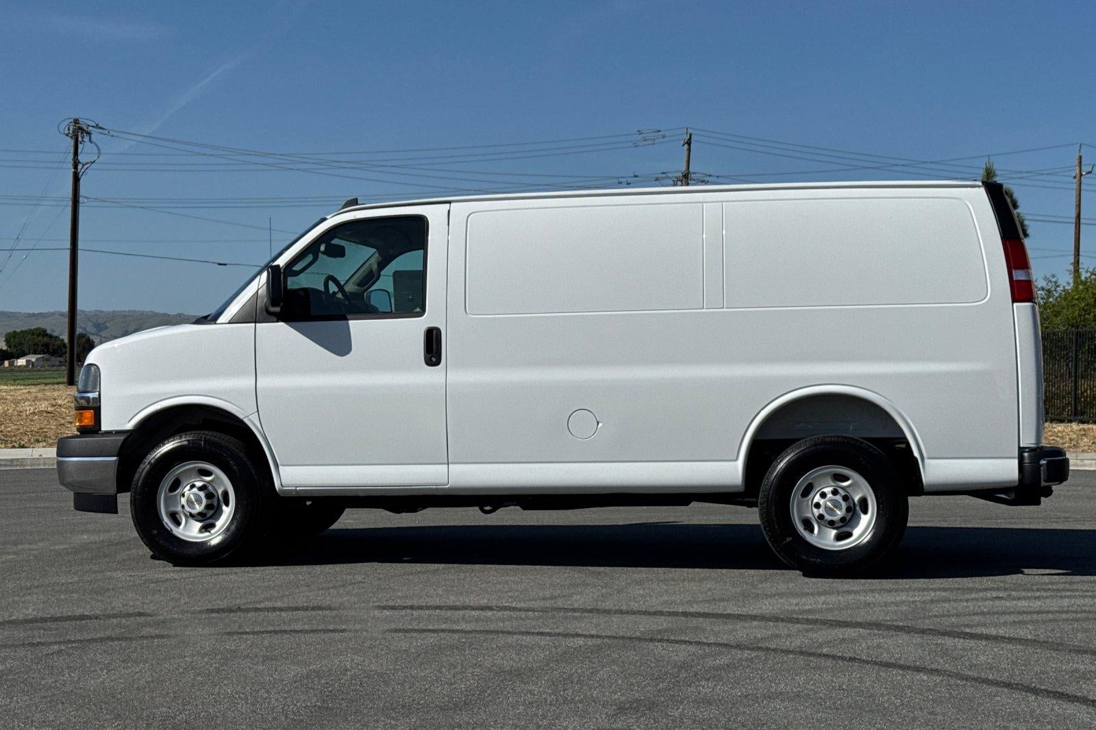 2025 Chevrolet Express Cargo Base