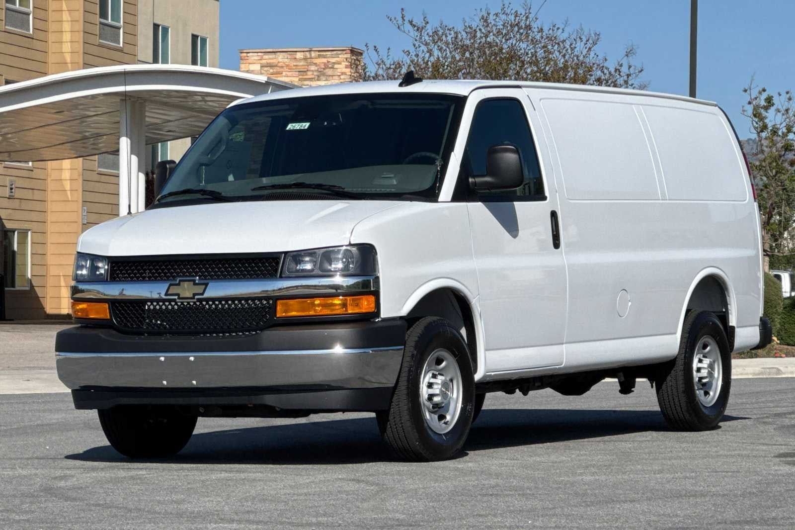 2025 Chevrolet Express Cargo Base