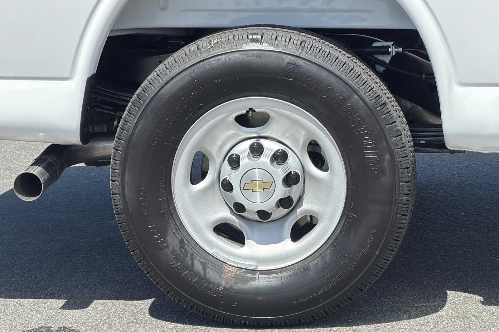 2026 Chevrolet Express Cargo Base