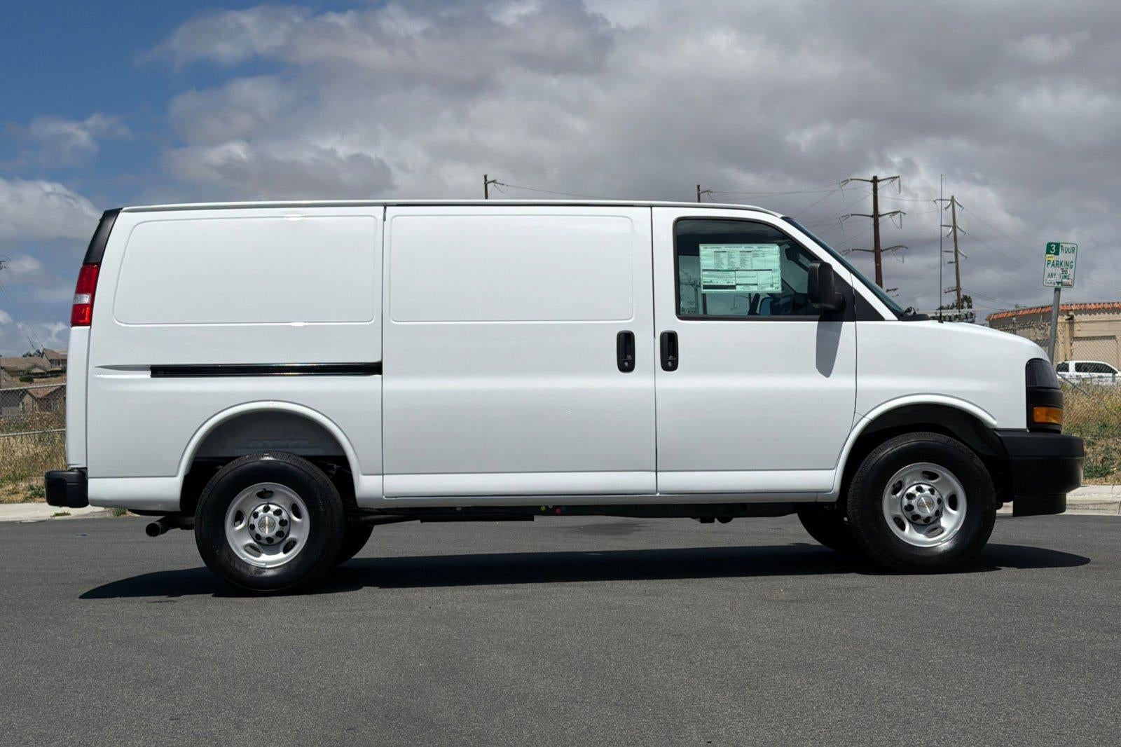 2026 Chevrolet Express Cargo Base