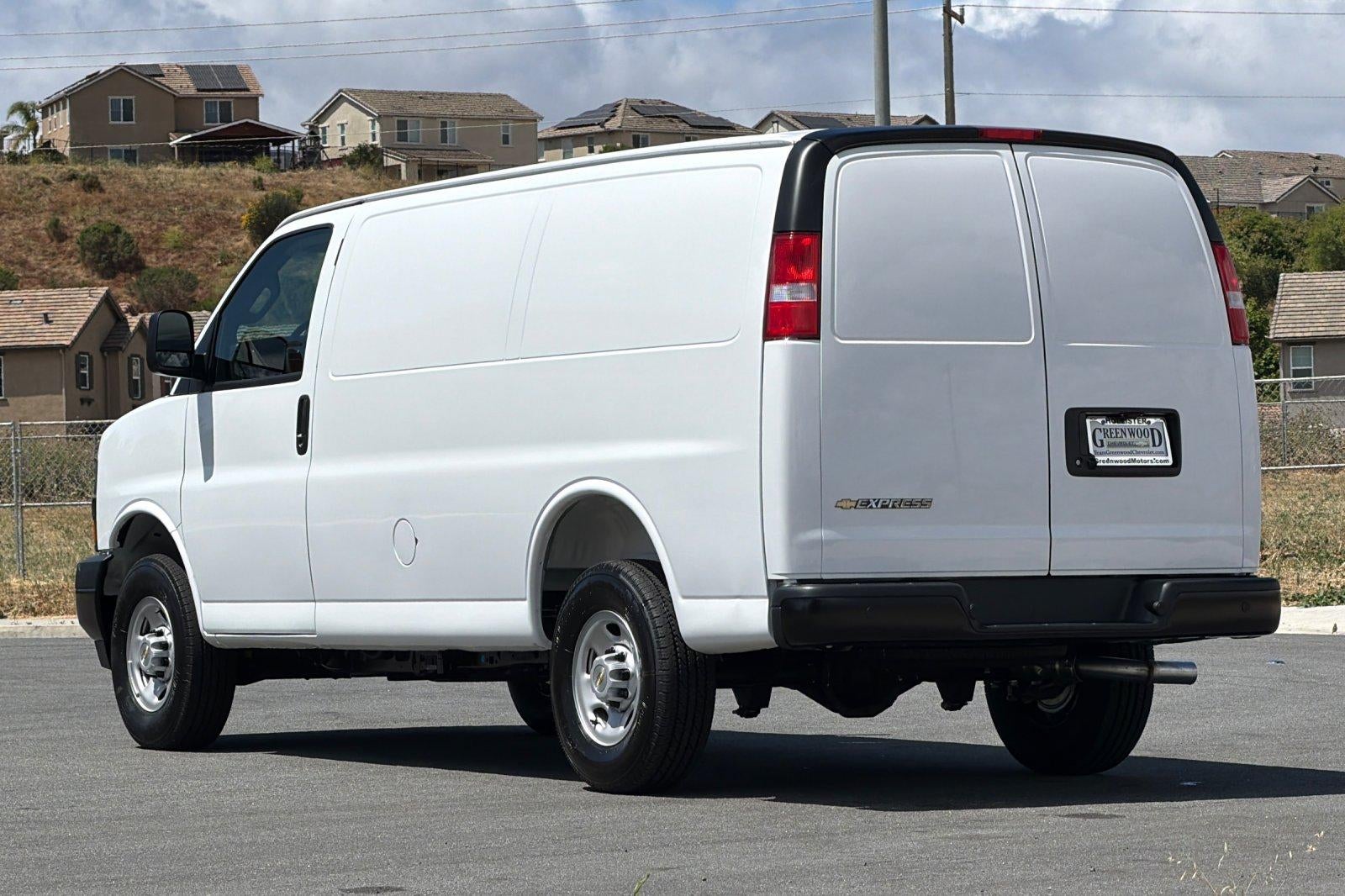 2026 Chevrolet Express Cargo Base