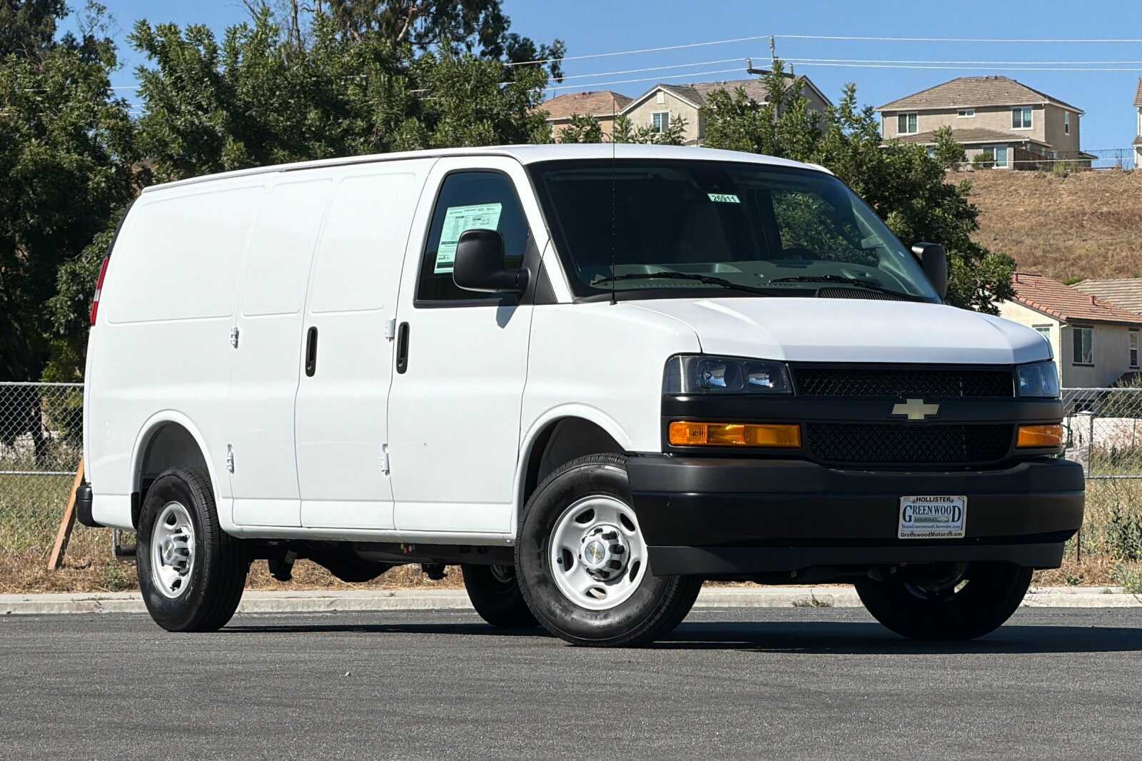 2026 Chevrolet Express Cargo Base