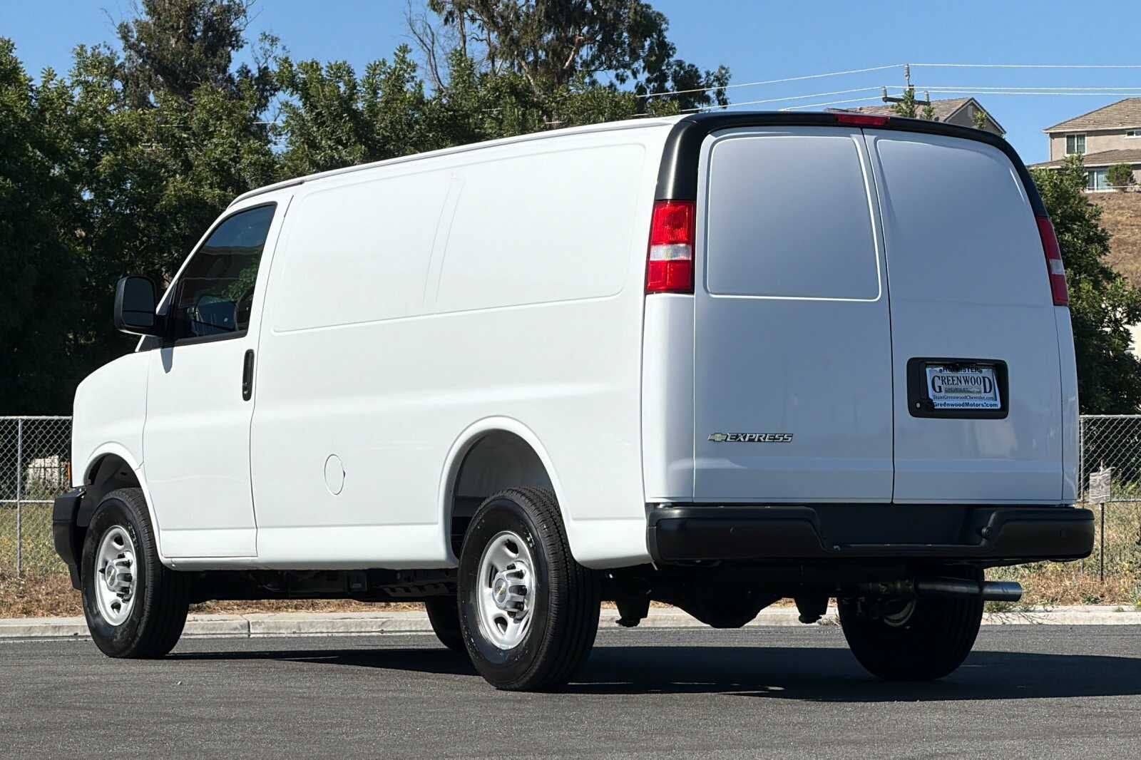 2026 Chevrolet Express Cargo Base