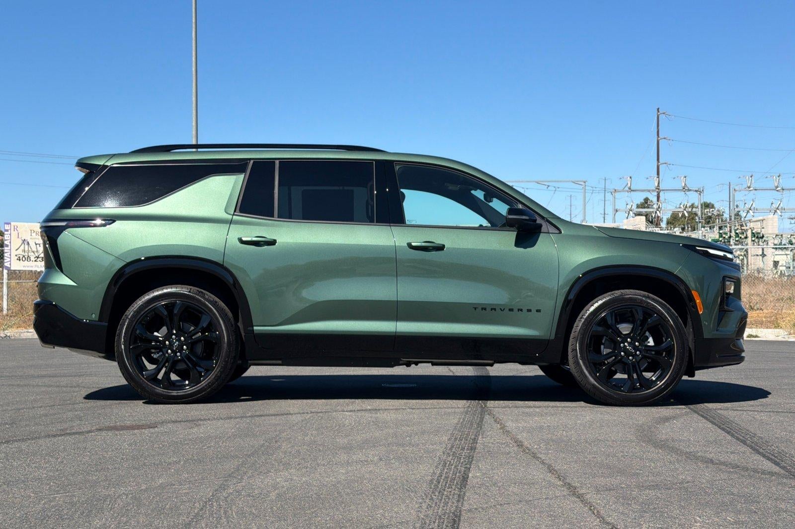 2027 Chevrolet Traverse RS