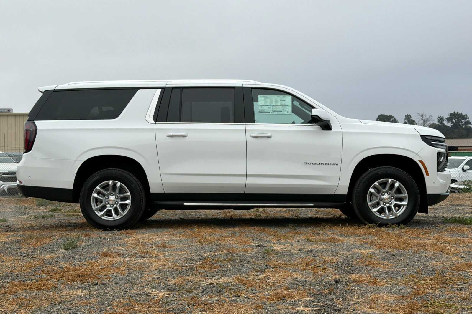 2026 Chevrolet Suburban LS