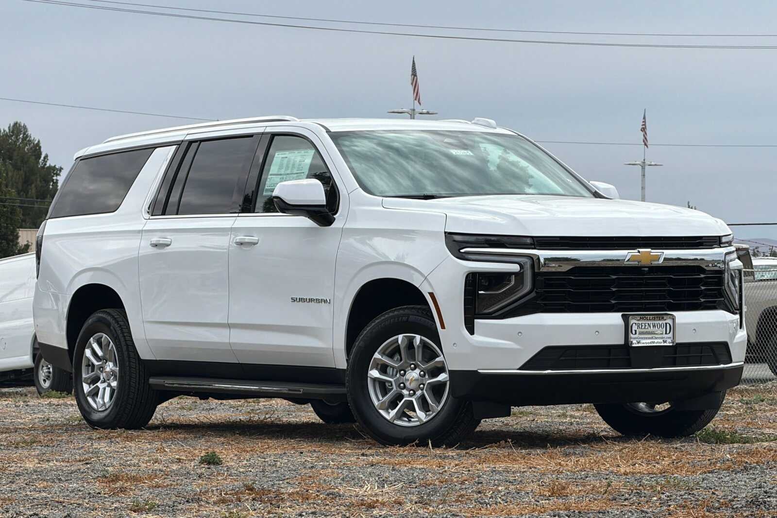 2026 Chevrolet Suburban LS