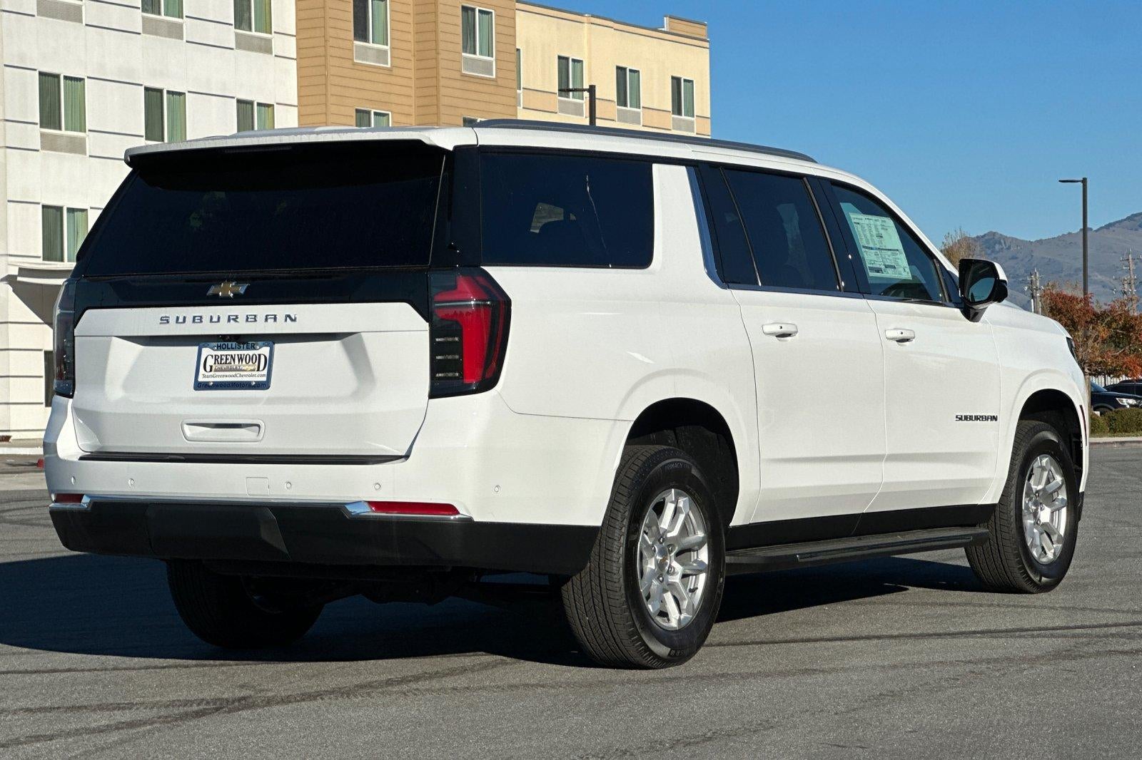 2026 Chevrolet Suburban LS