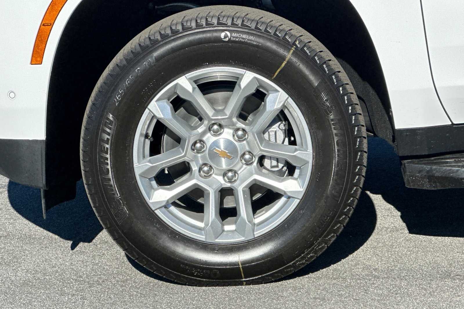 2026 Chevrolet Tahoe LS