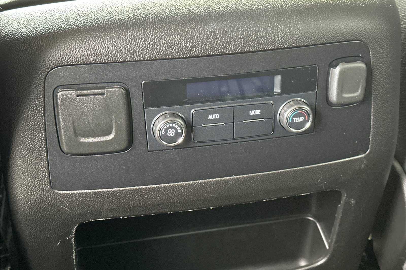 2017 Chevrolet Tahoe LS