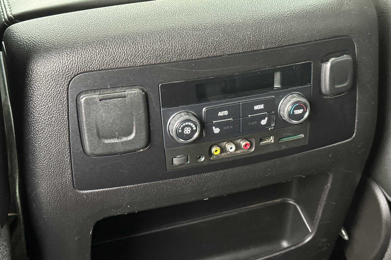 2016 Chevrolet Suburban LTZ