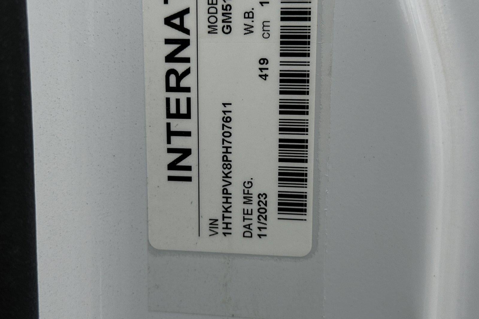 2023 Chevrolet Silverado 5500 HD Work Truck