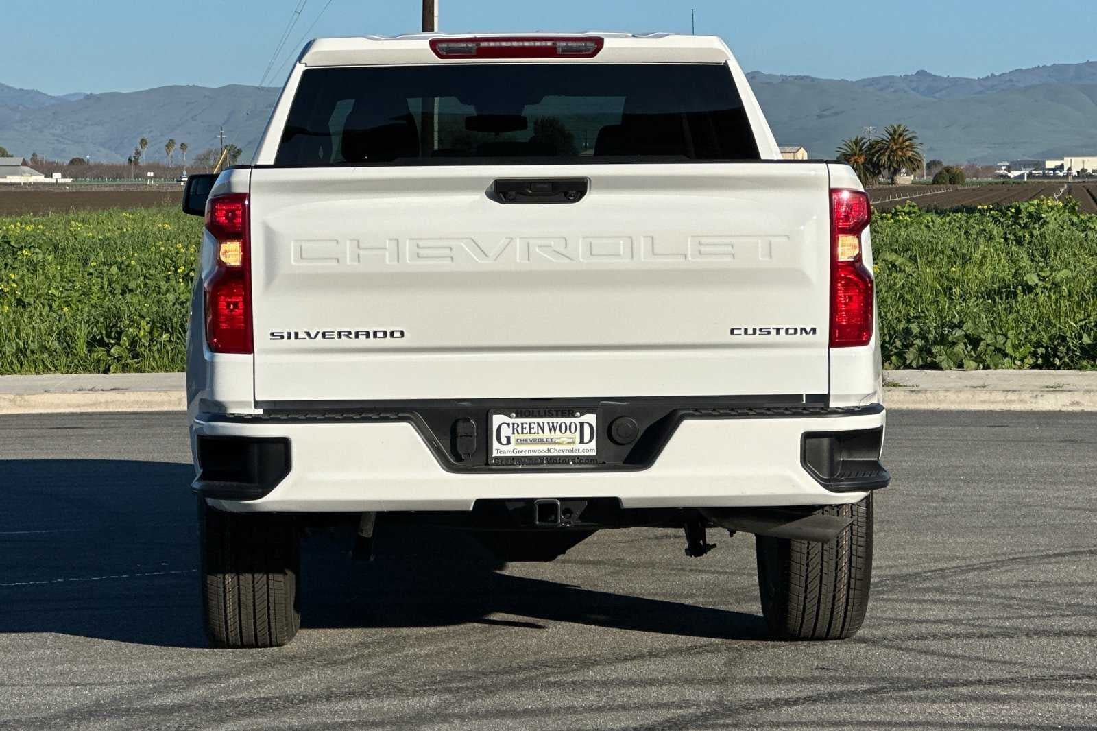 2026 Chevrolet Silverado 1500 Custom