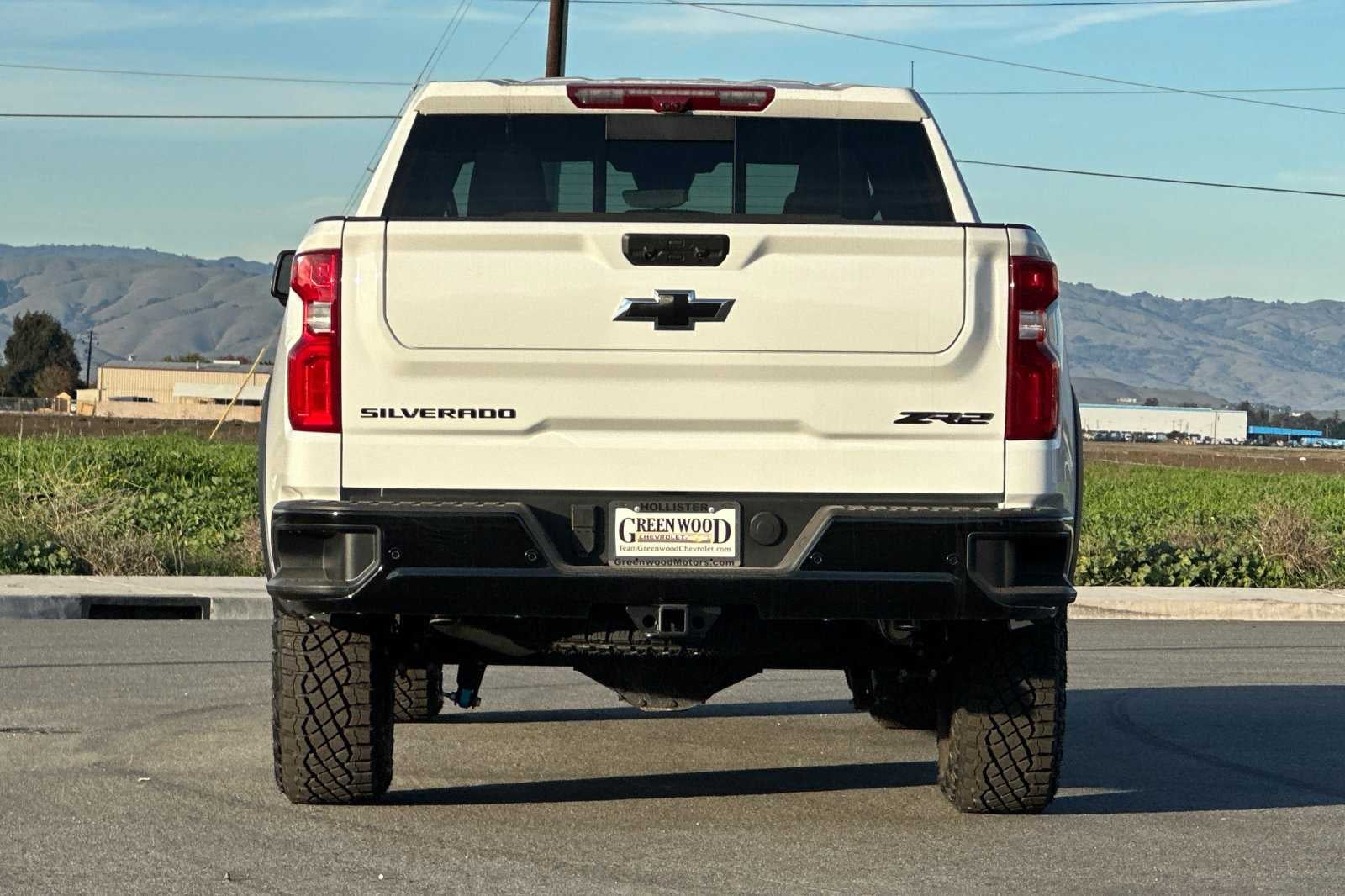 2026 Chevrolet Silverado 1500 ZR2