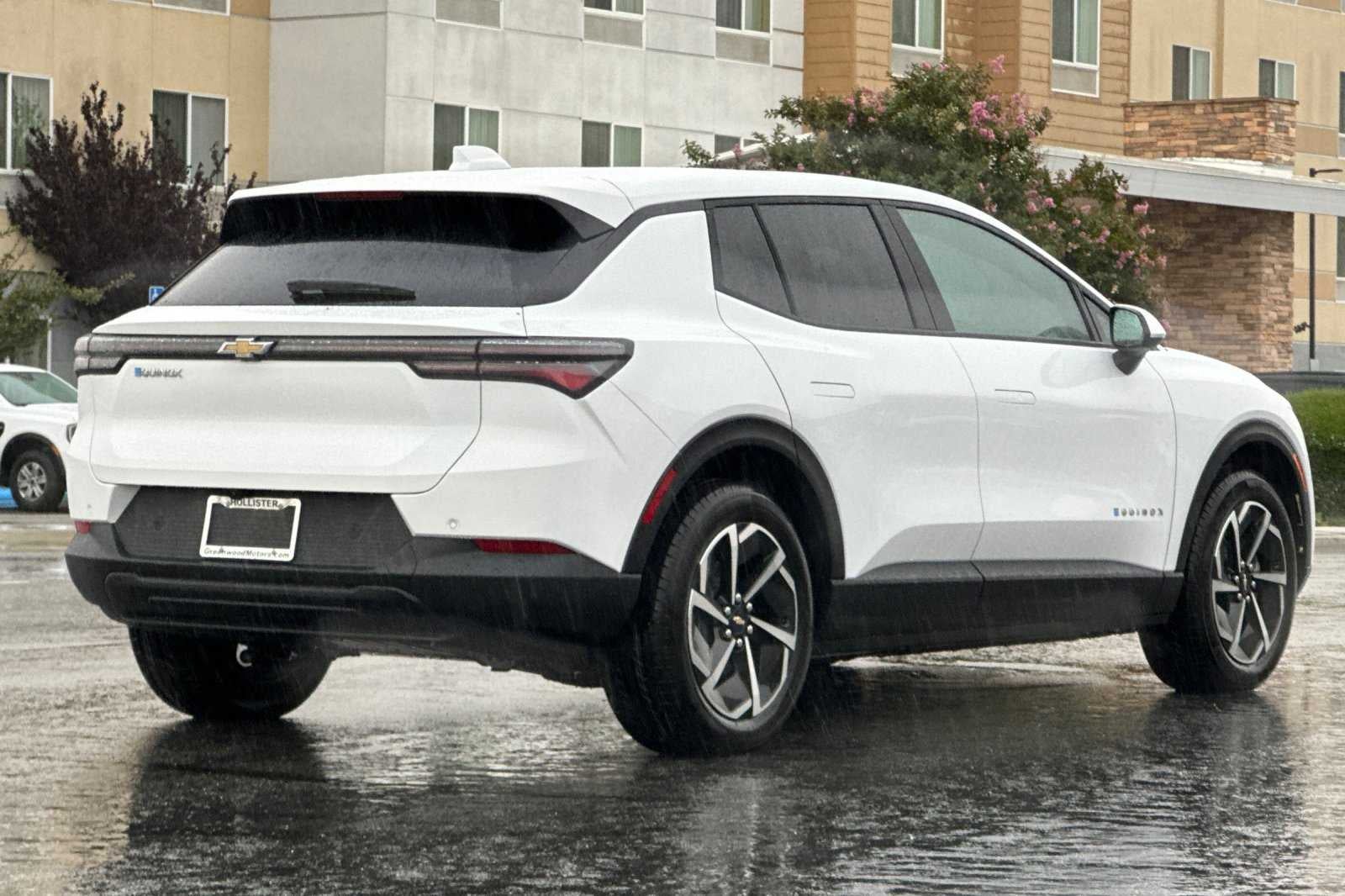 2026 Chevrolet Equinox EV LT