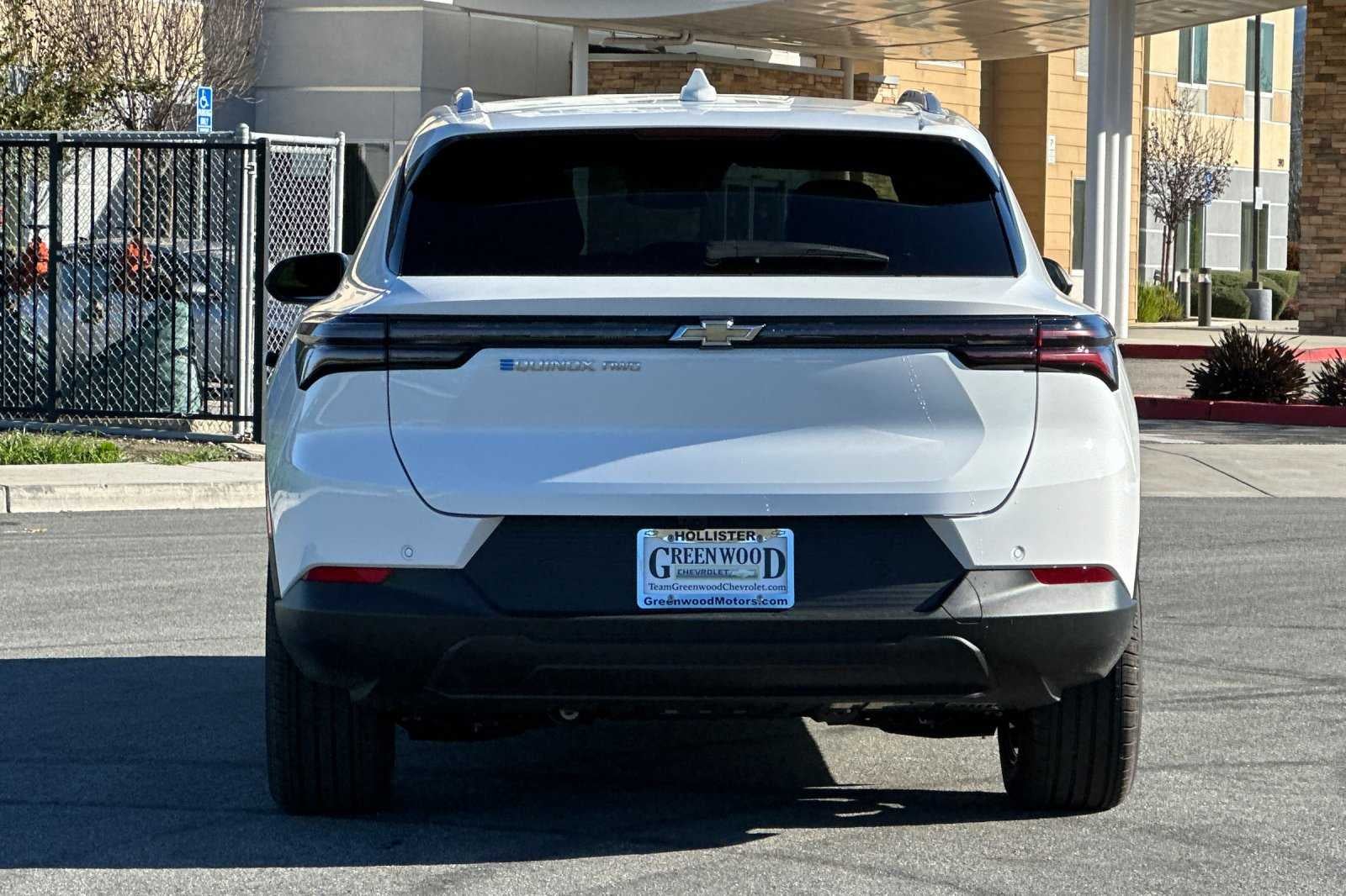 2026 Chevrolet Equinox EV LT