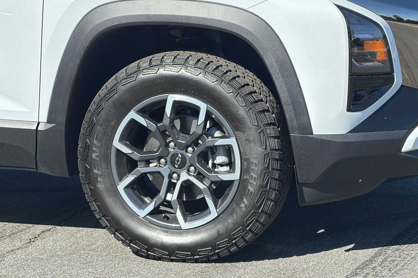 2027 Chevrolet Equinox ACTIV