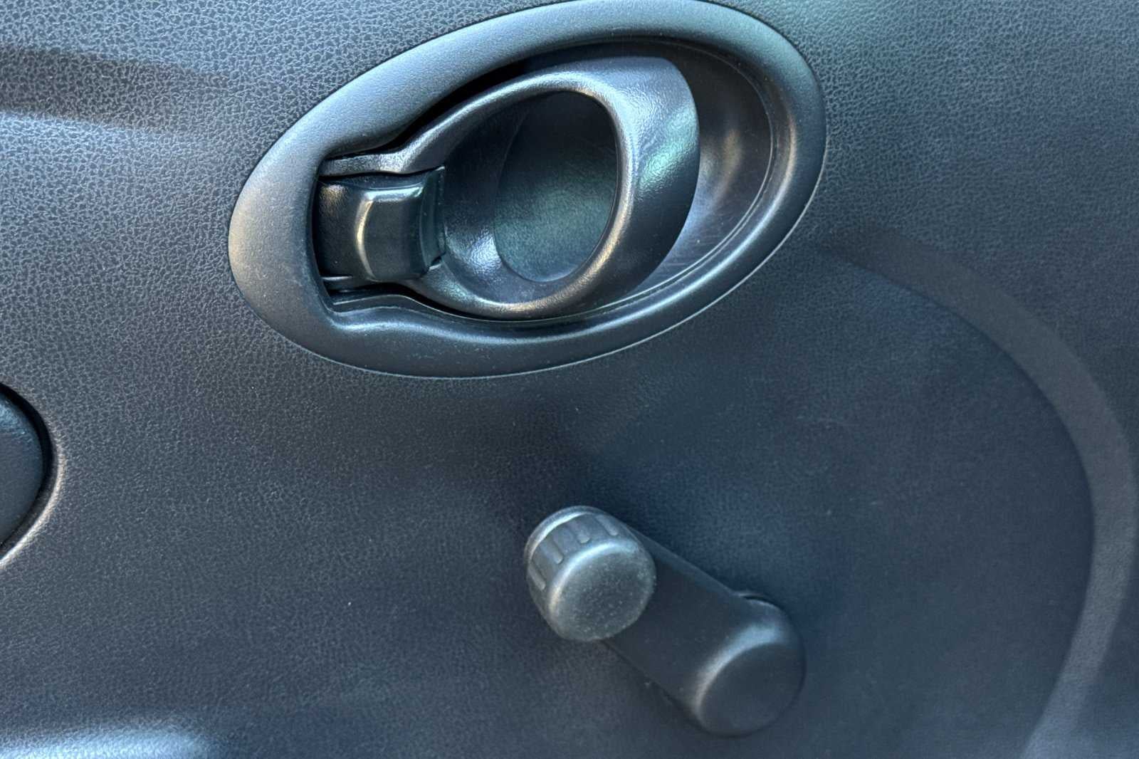 2019 Nissan Versa 1.6 S
