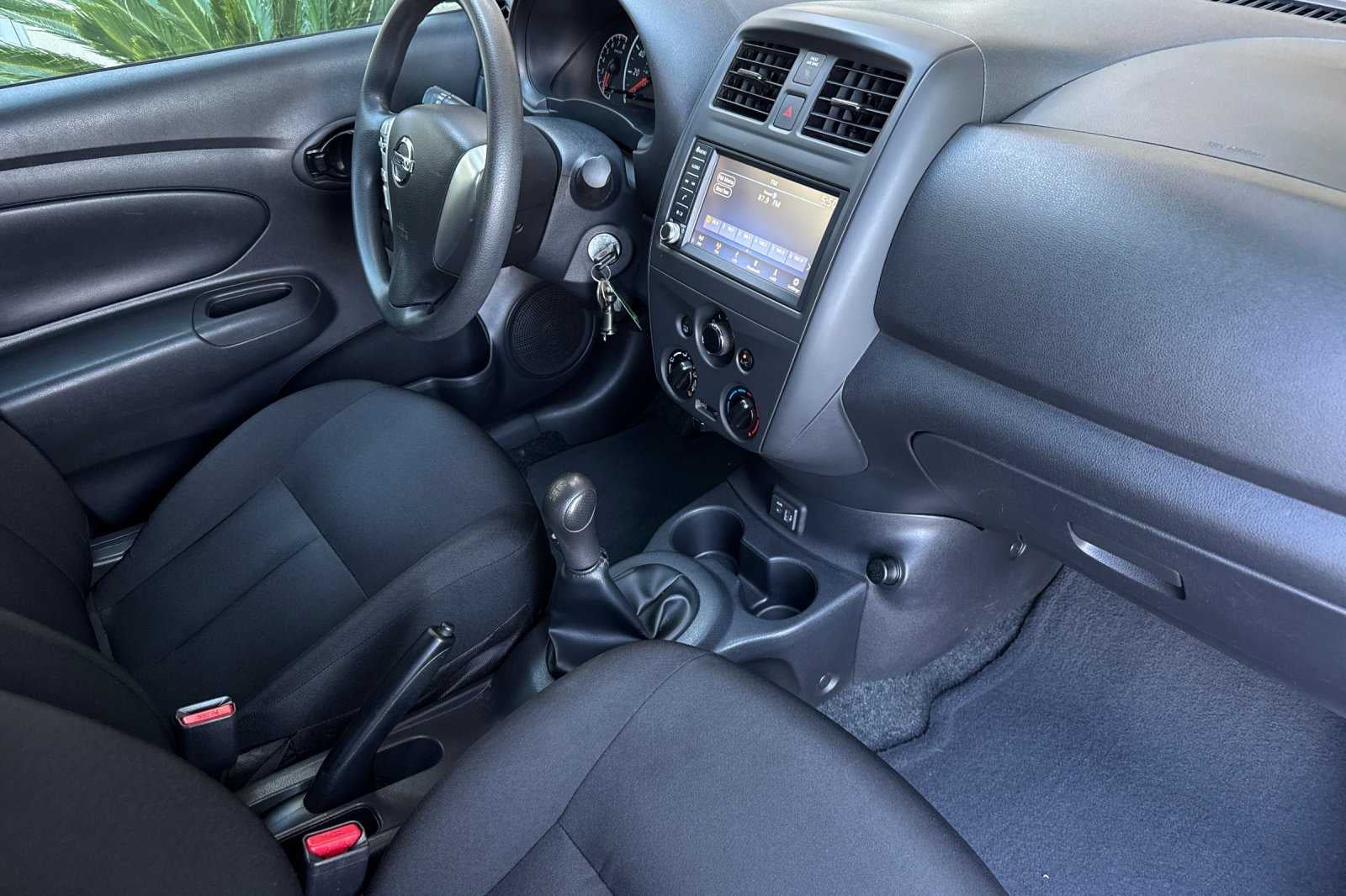 2019 Nissan Versa 1.6 S