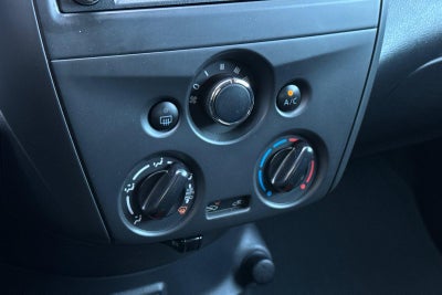 2019 Nissan Versa 1.6 S