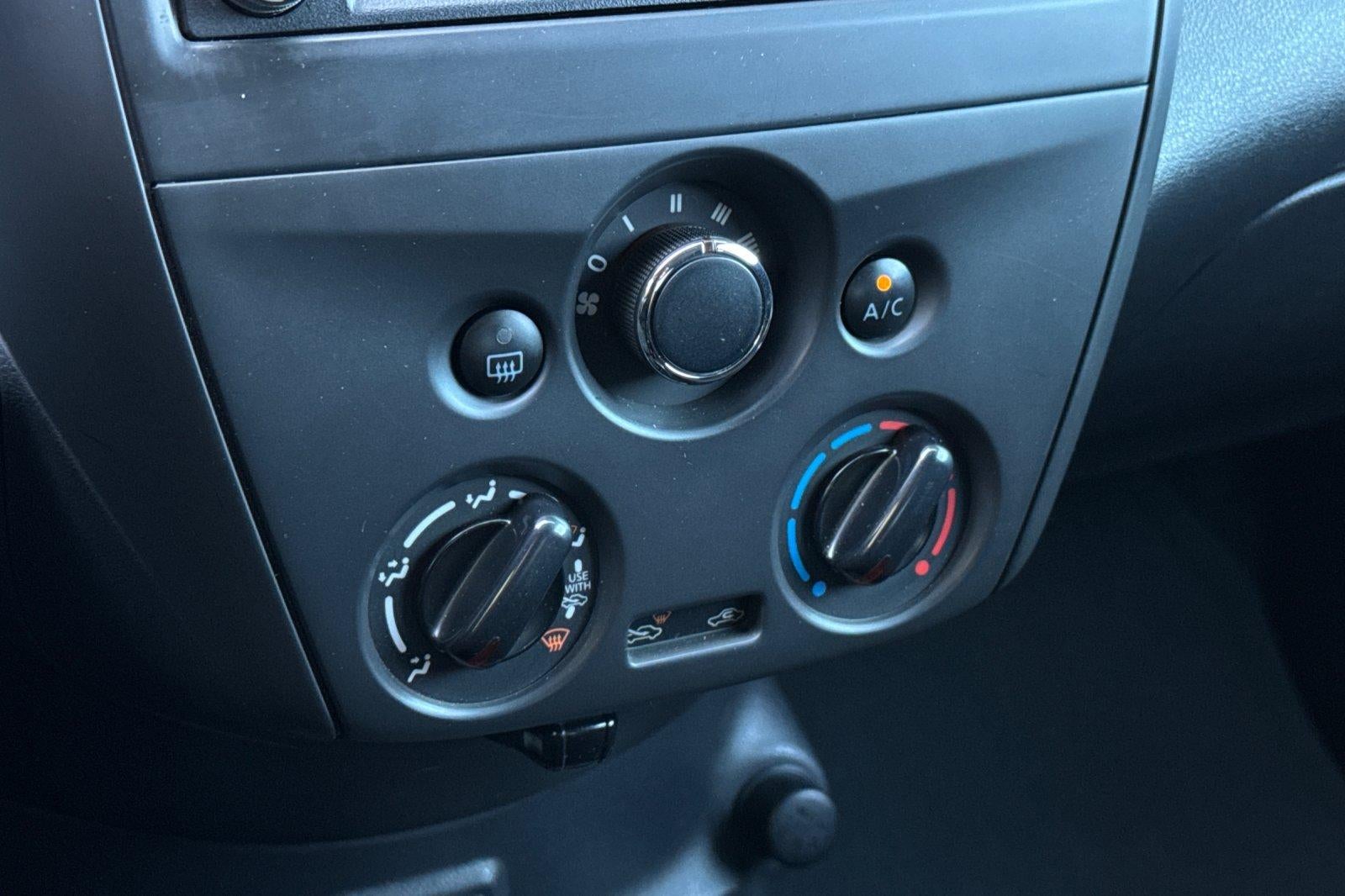 2019 Nissan Versa 1.6 S