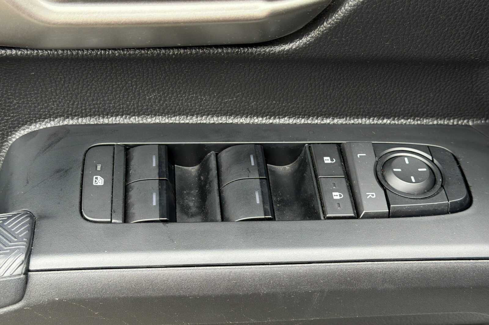 2025 Toyota Tacoma Hybrid TRD Sport 4WD