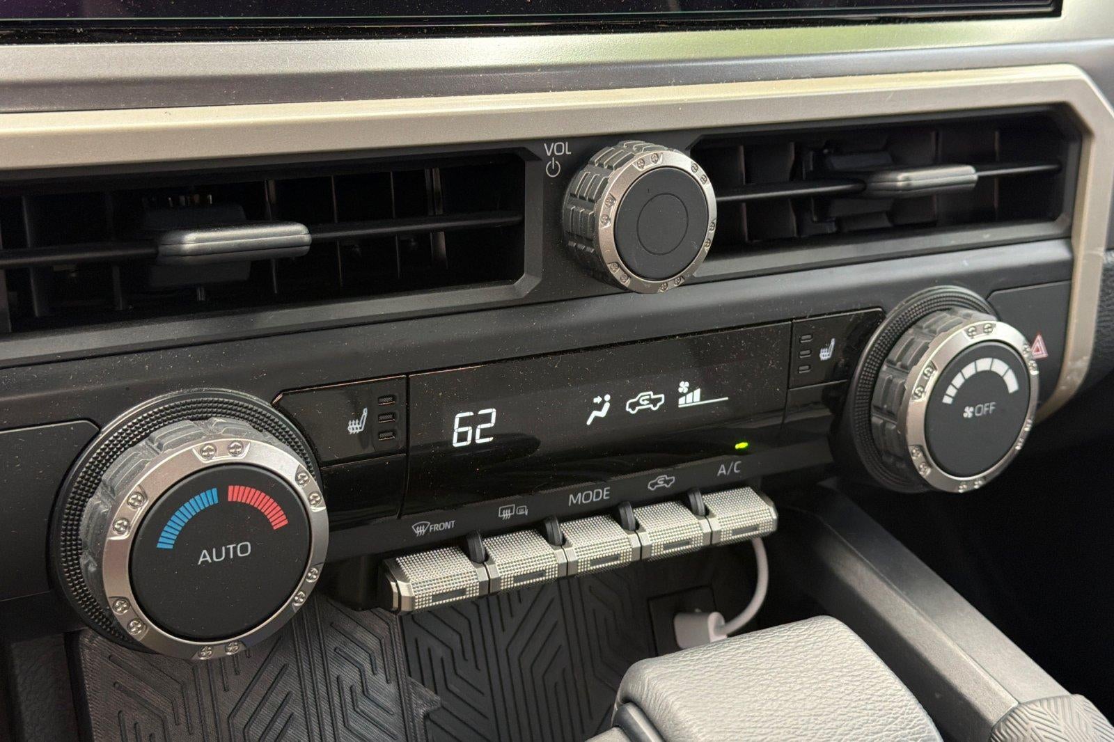 2025 Toyota Tacoma Hybrid TRD Sport 4WD