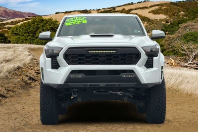 2025 Toyota Tacoma Hybrid TRD Sport 4WD