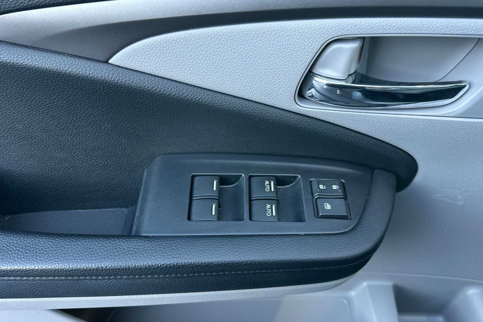 2021 Honda Pilot 2WD Special Edition